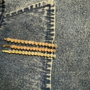 5/$15 Pearlescent Hair clip set